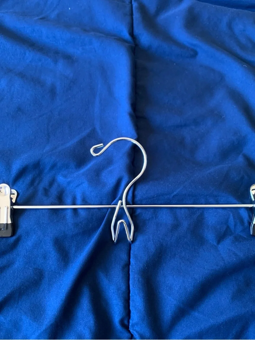 10 Pants Hangers